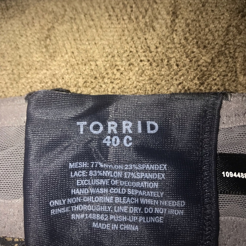 Brand new NEVER worn Torrid Bra